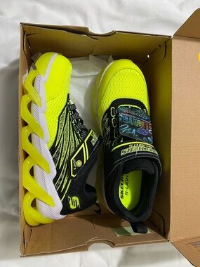 Skechers Kids Yellow and Black S Lights Mega Surge NEZCO Light-Up Sneakers